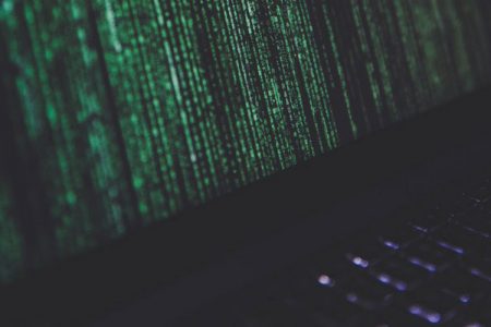 USBメモリを暗号化して保護して個人情報の流出を防ぐ